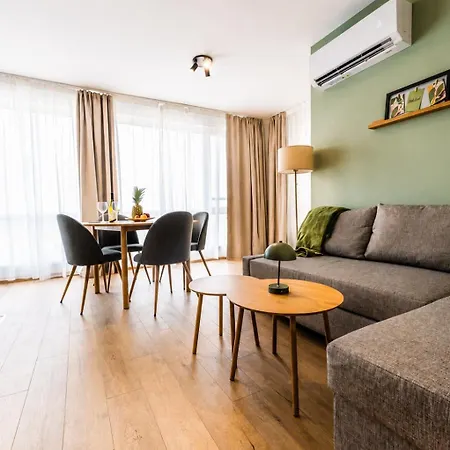 Vesta View- Panoramic With Free Parking In Апартамент Велико Търново